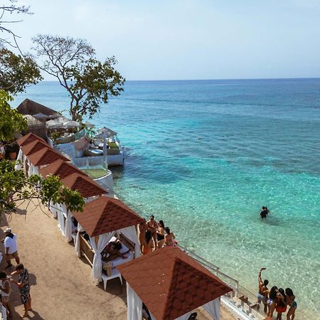 Bora Bora Beach Club & Hotel Isla Grande  Exterior foto