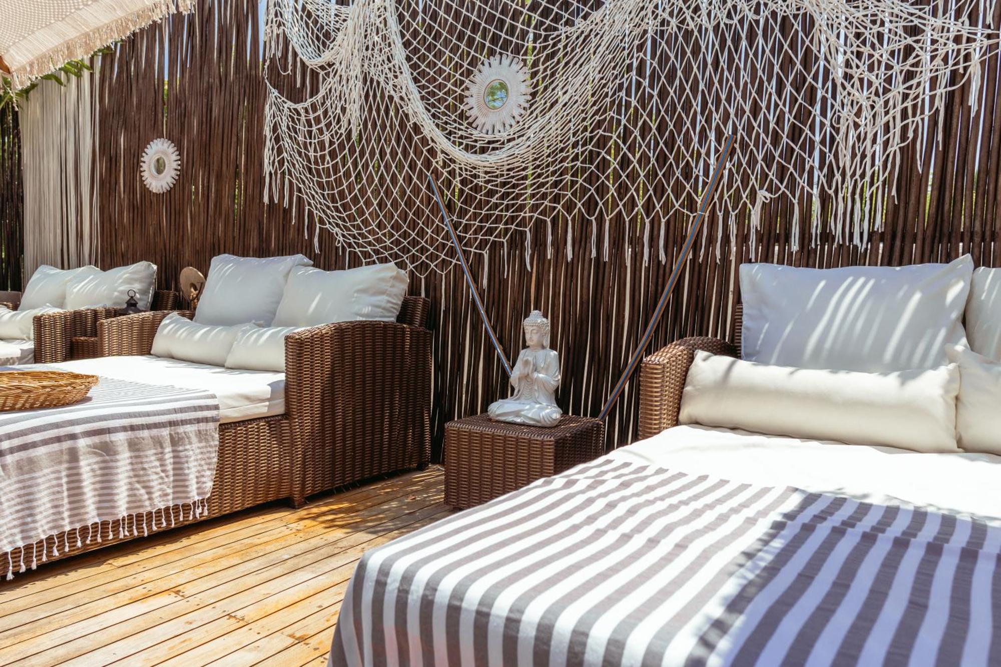Bora Bora Beach Club & Hotel Isla Grande  Exterior foto
