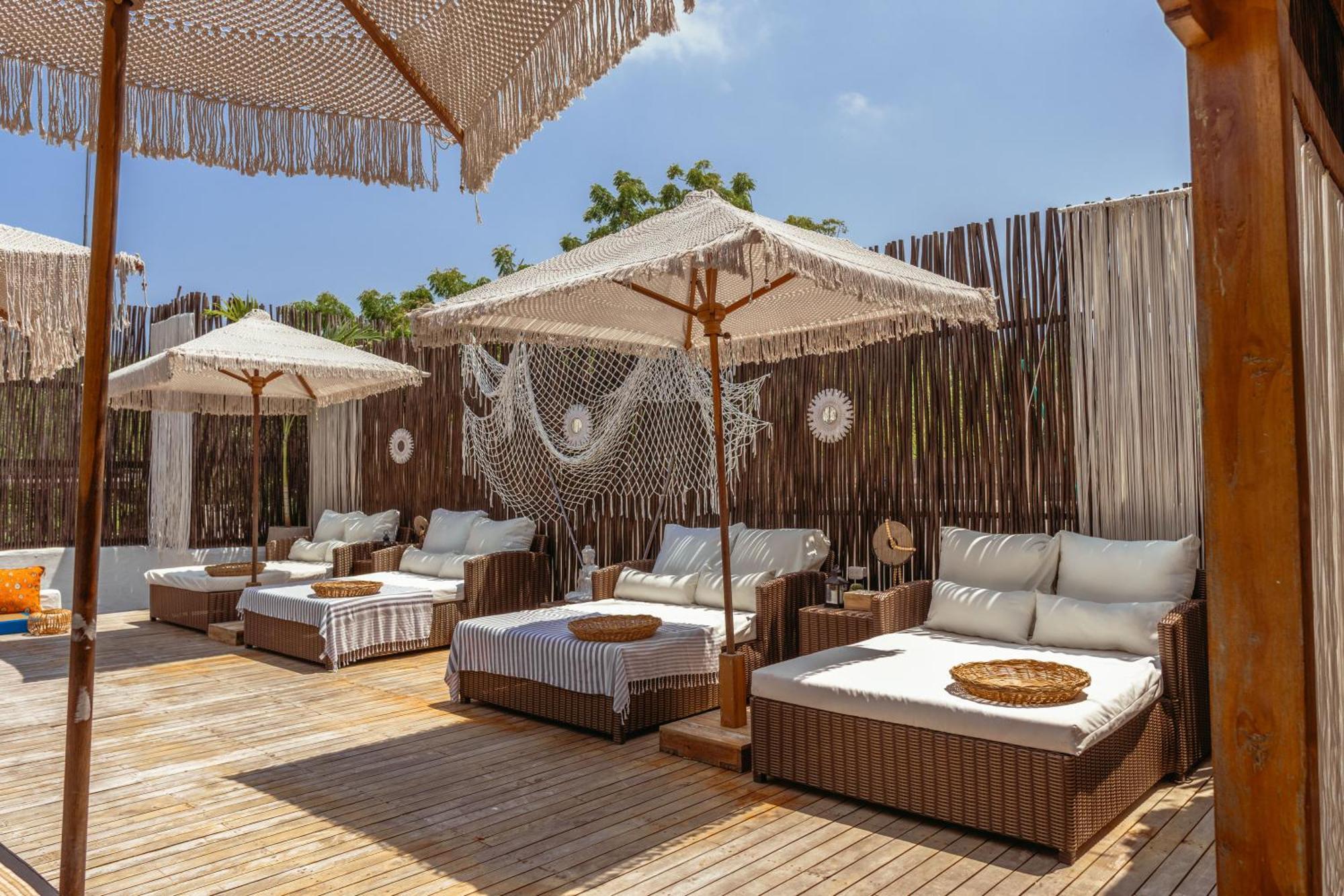 Bora Bora Beach Club & Hotel Isla Grande  Exterior foto
