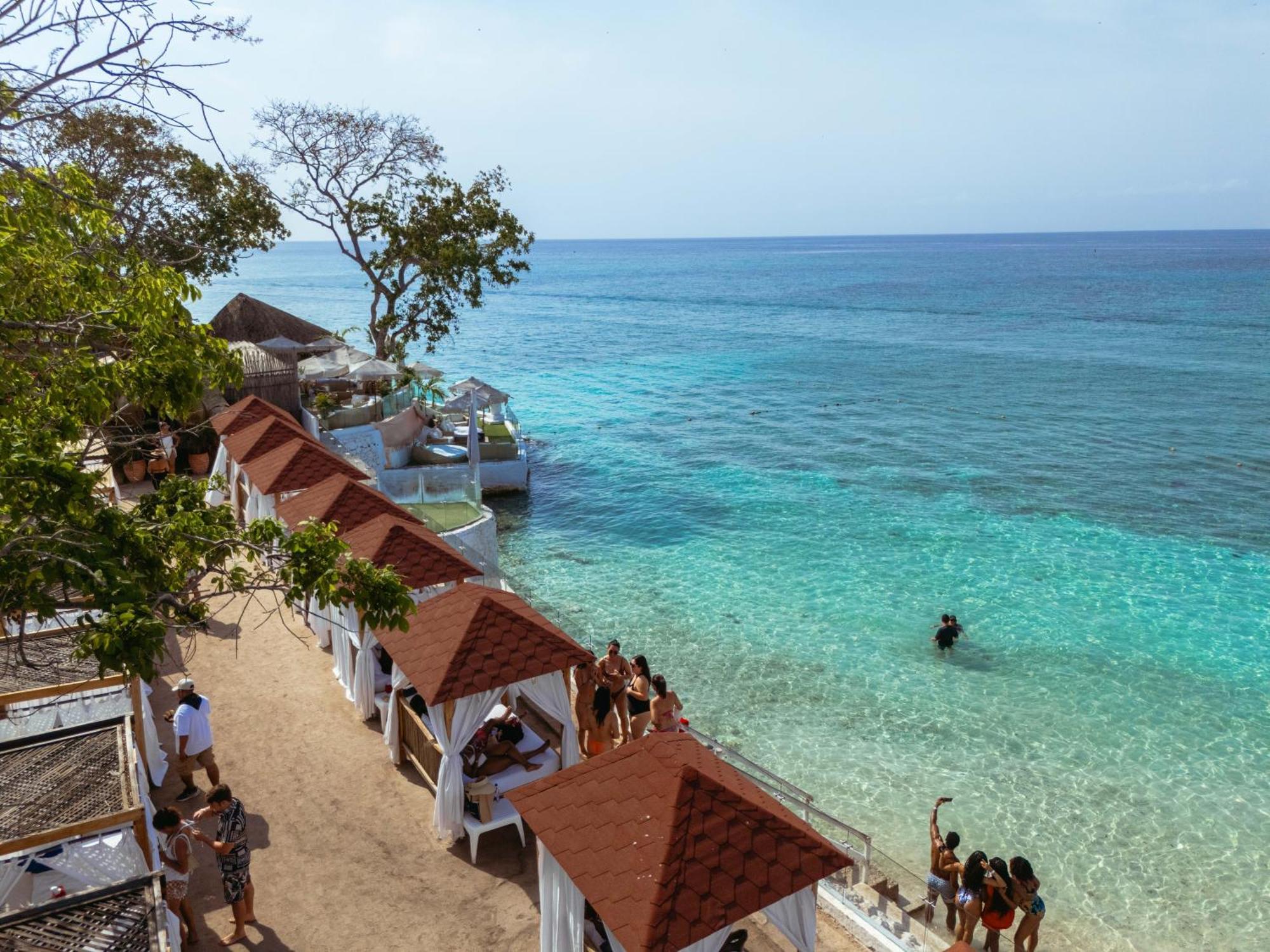 Bora Bora Beach Club & Hotel Isla Grande  Exterior foto