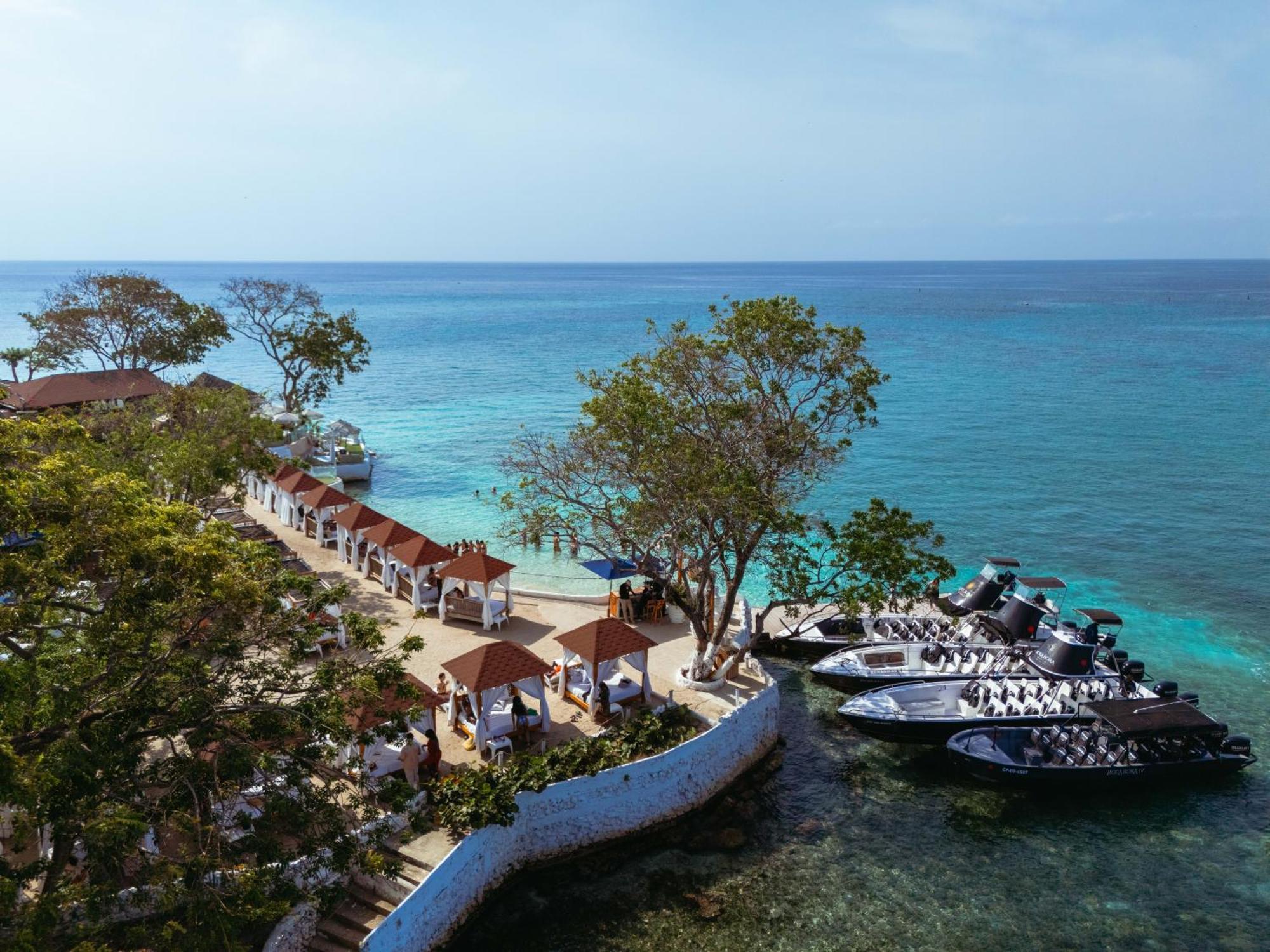 Bora Bora Beach Club & Hotel Isla Grande  Exterior foto